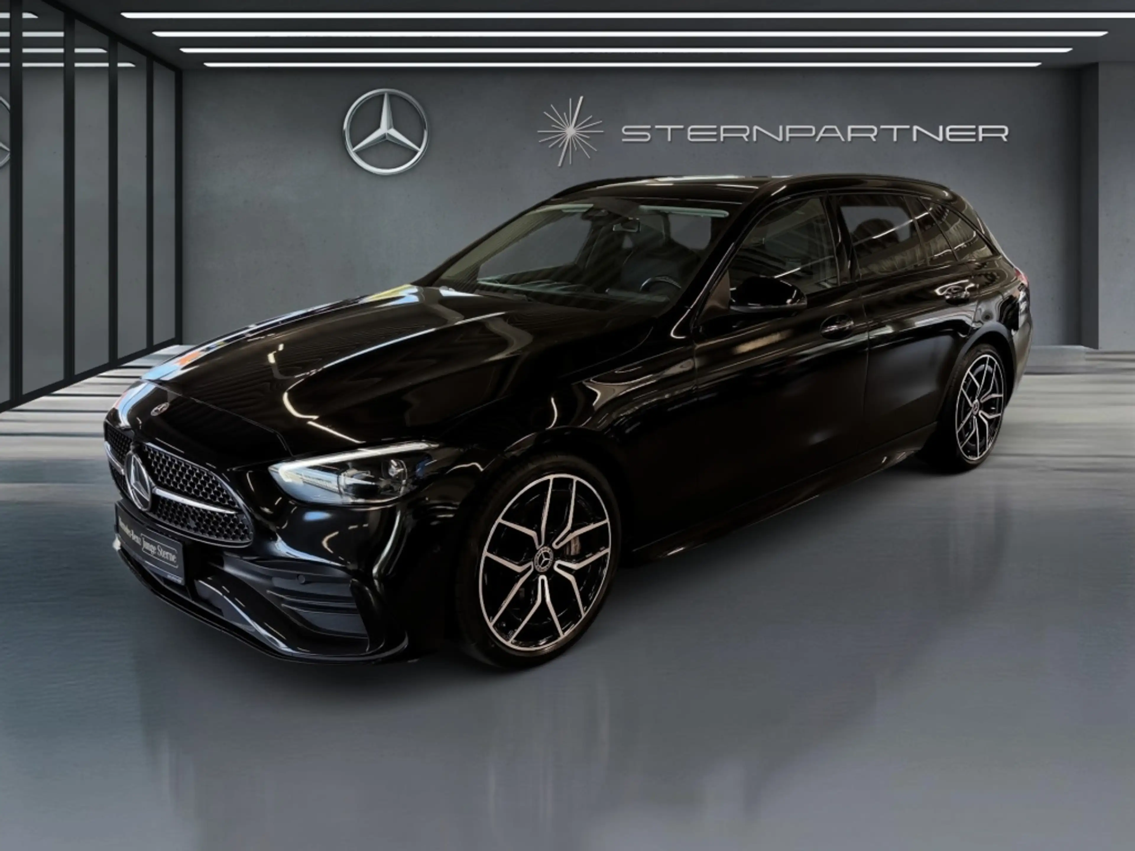 Mercedes-Benz C 220 d T AMG+MBUX+Memory+Night+Ambiente+CarPlay