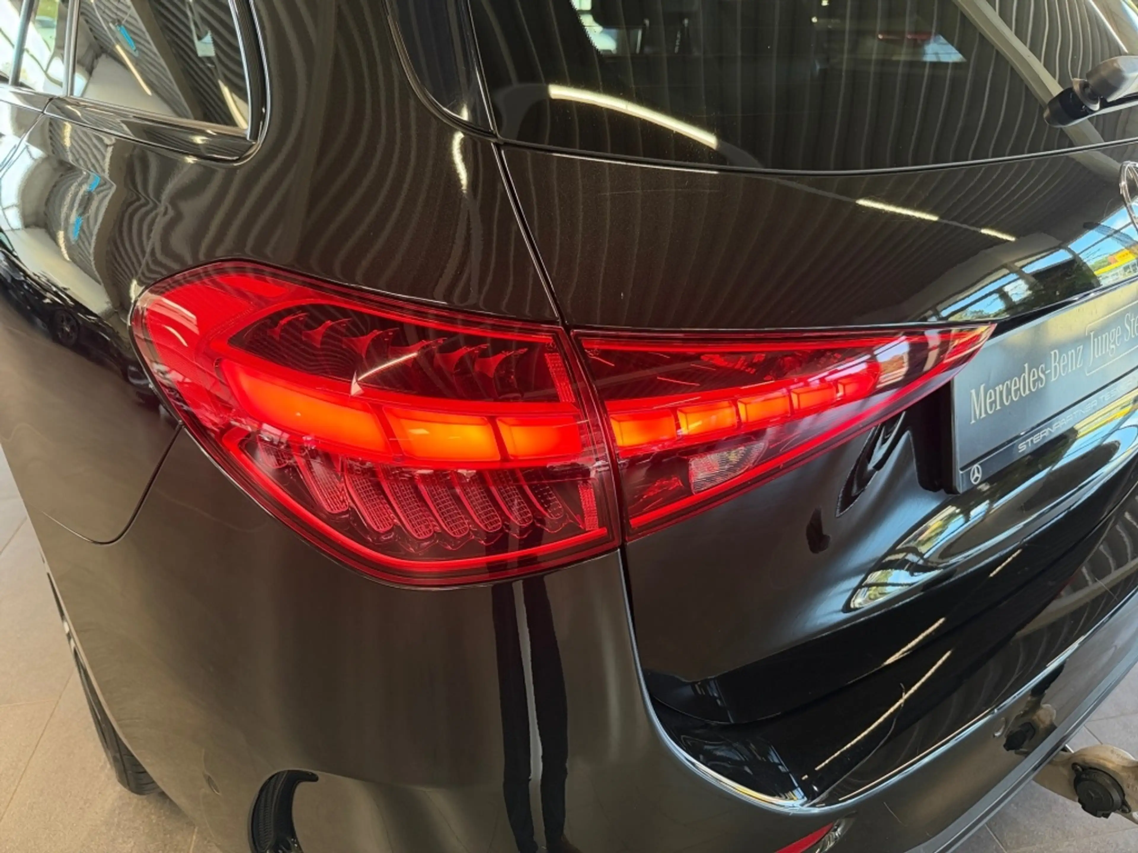 Mercedes-Benz C 220 d T AMG+MBUX+Memory+Night+Ambiente+CarPlay — photo 11