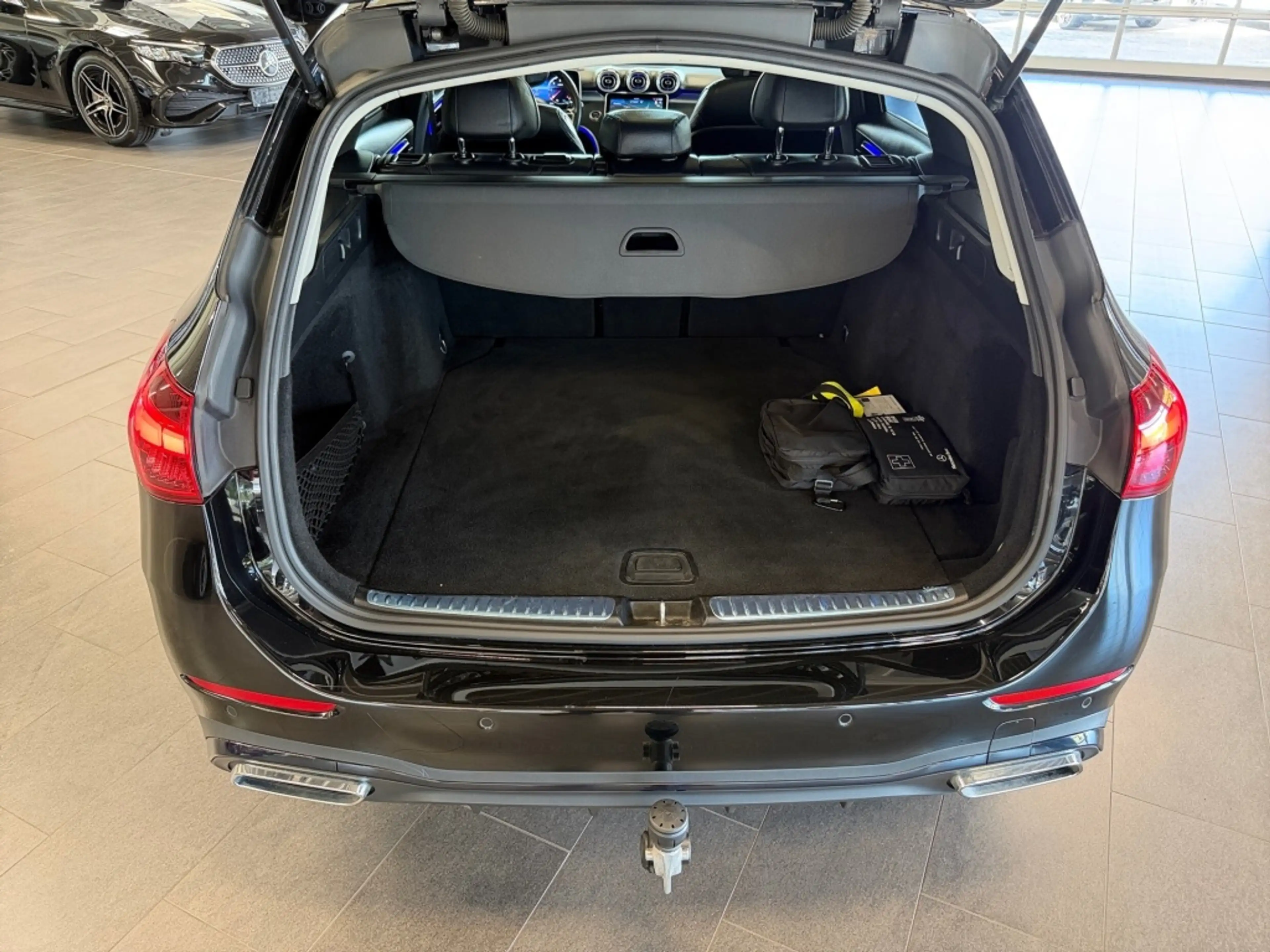 Mercedes-Benz C 220 d T AMG+MBUX+Memory+Night+Ambiente+CarPlay — photo 10