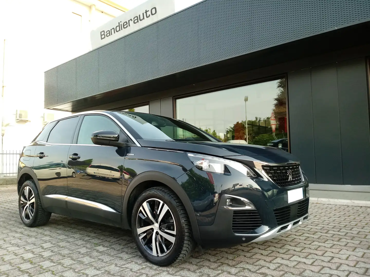 Peugeot 3008 1.5 bluehdi GT Line EAT8 Gris - 2
