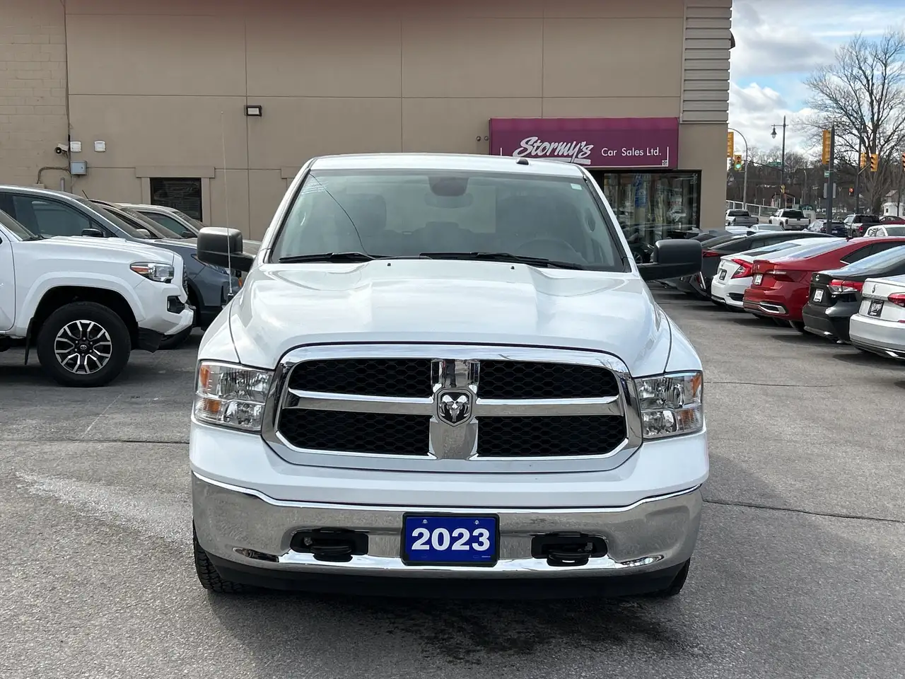 RAM 1500 снимка RAM 1500