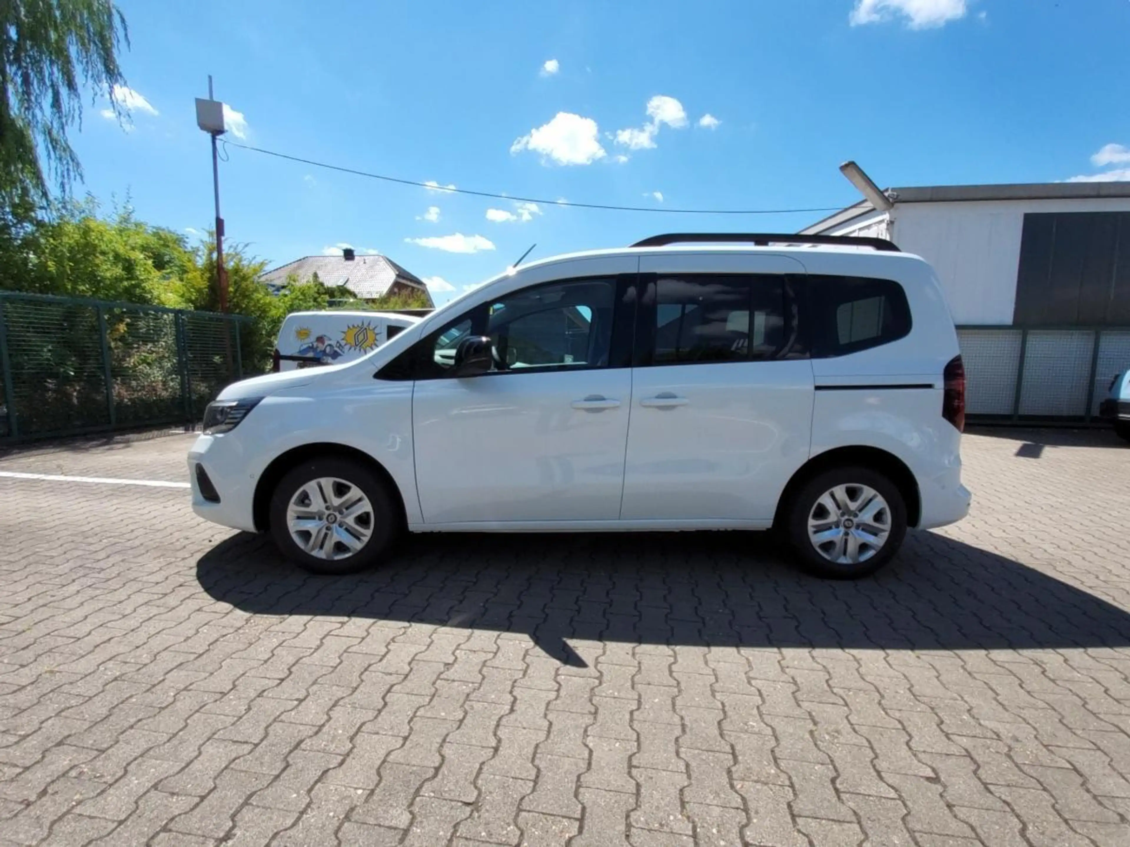 Renault Kangoo PKW Techno TCe 130 (L1) — photo 2