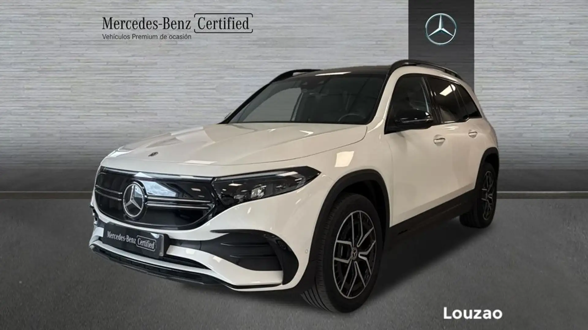 Mercedes-Benz EQB 300 4Matic AMG Line - 1