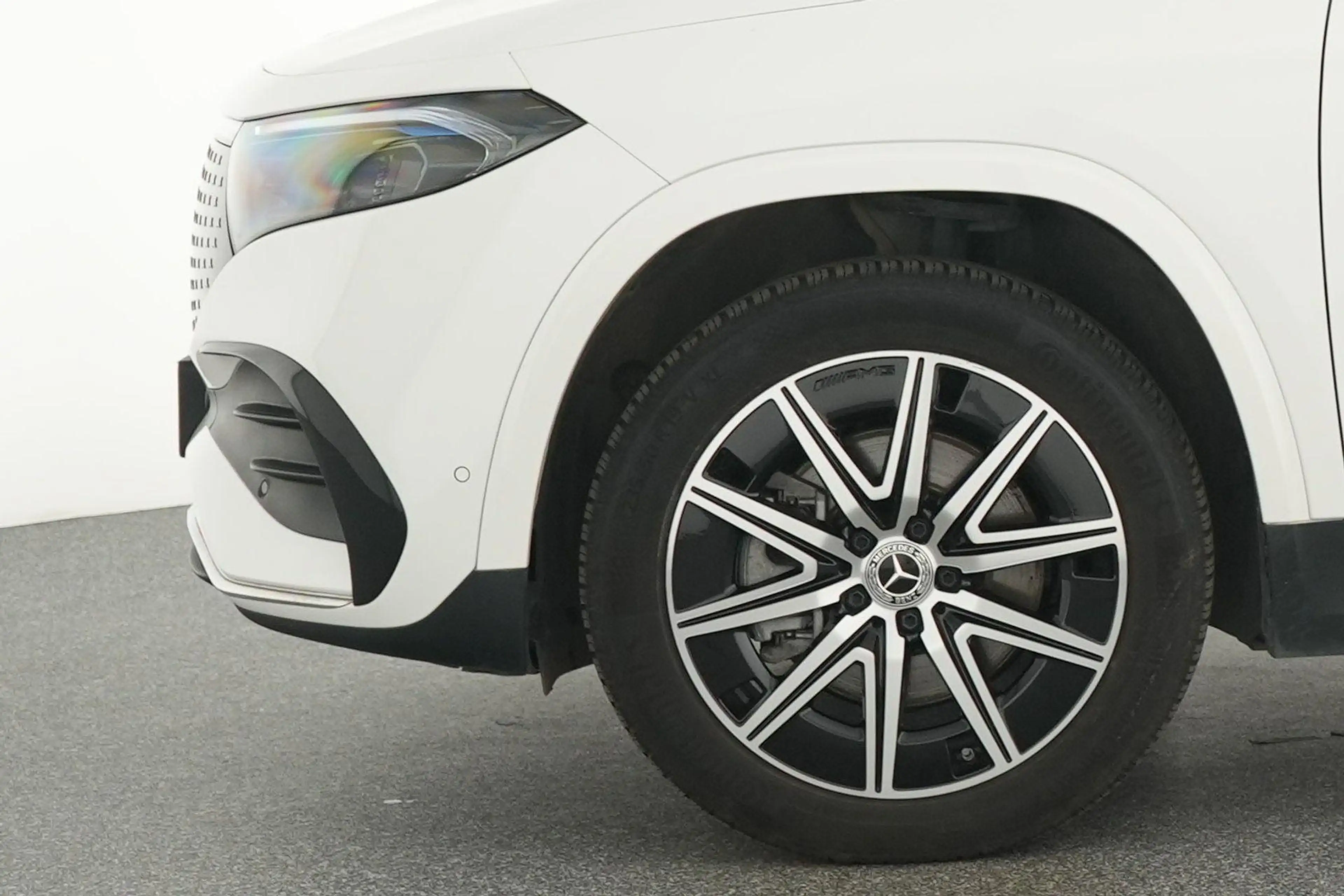 Mercedes-Benz EQA 250 250+ AMG Line — photo 5
