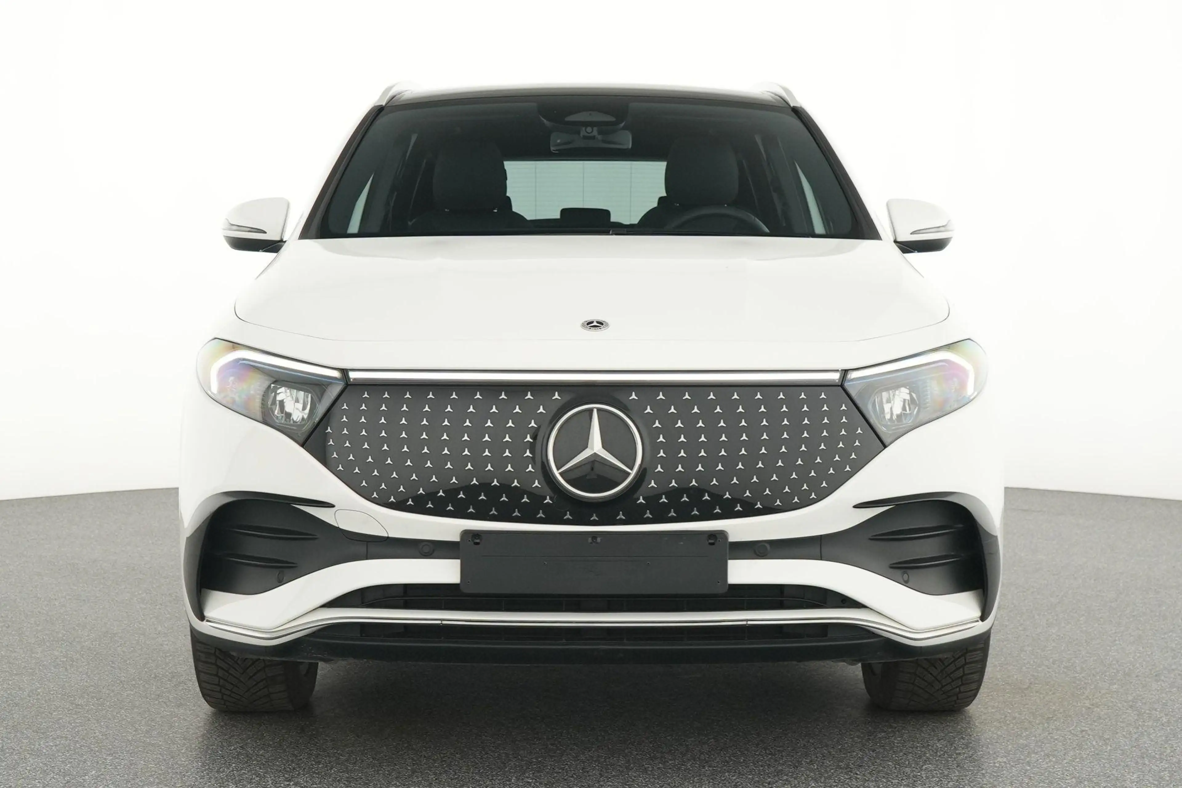Mercedes-Benz EQA 250 250+ AMG Line — photo 6