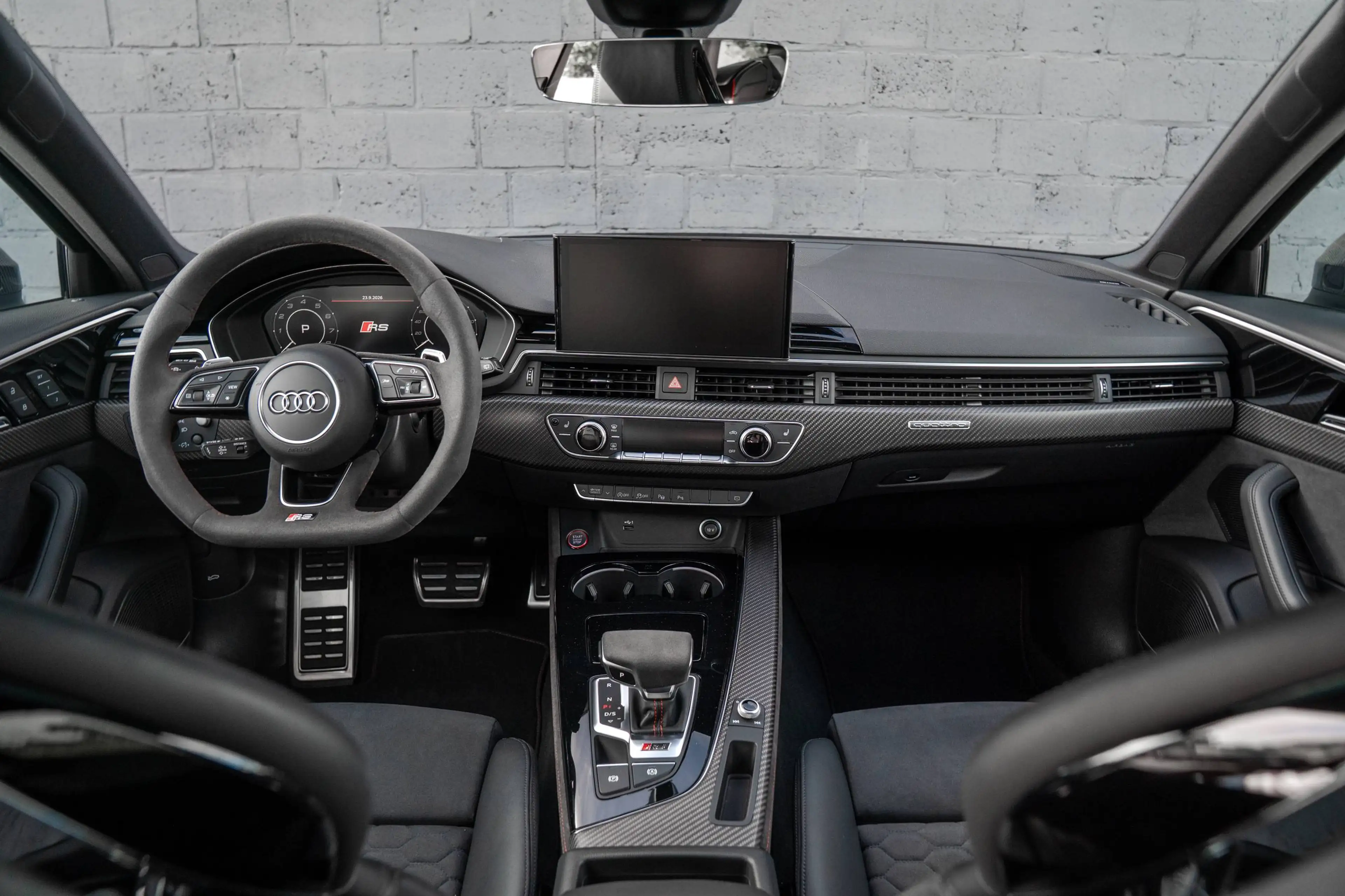 Audi RS4 COMPETITION PLUS / LICHTE VRACHT — photo 6