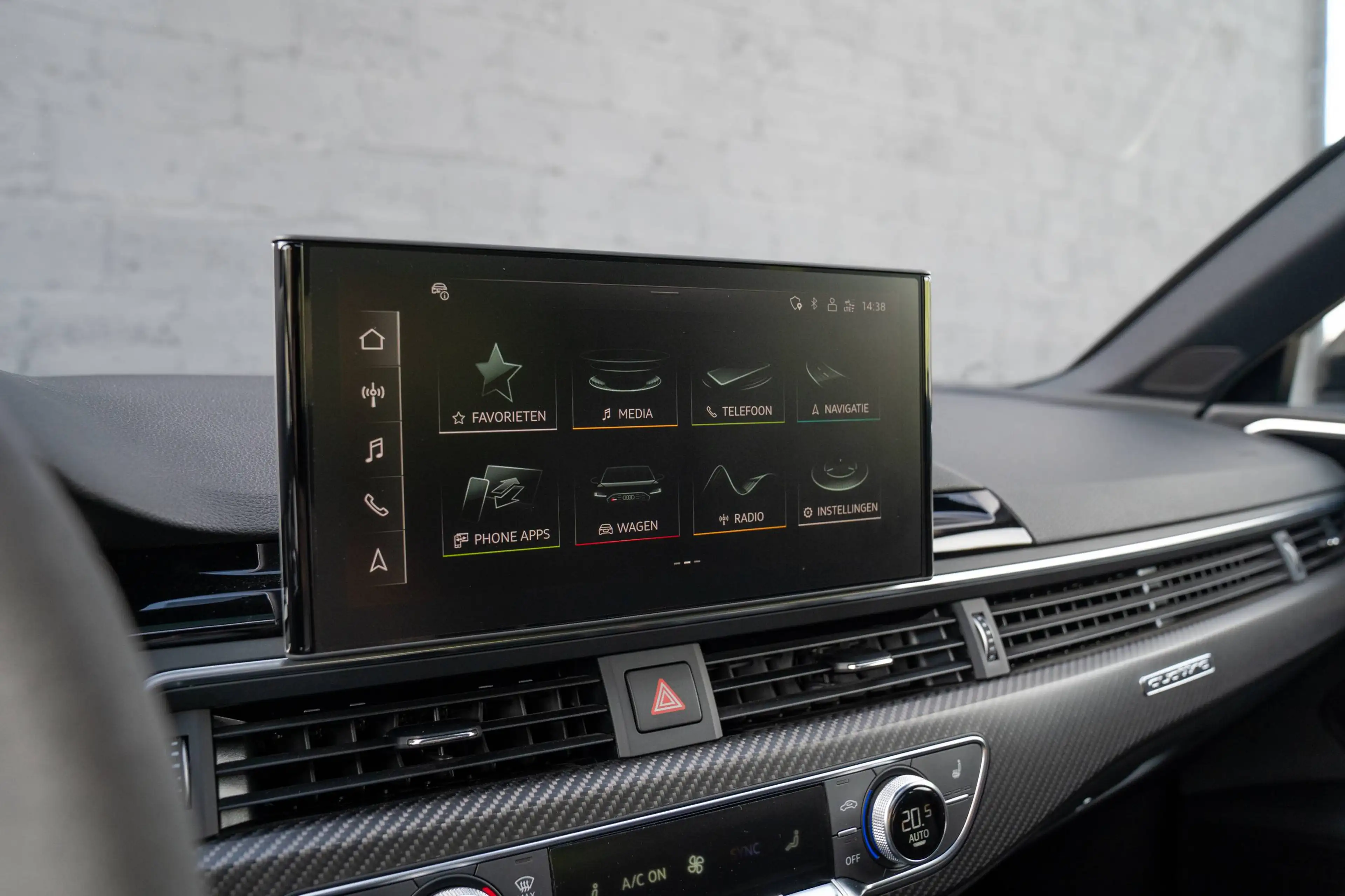 Audi RS4 COMPETITION PLUS / LICHTE VRACHT — photo 9