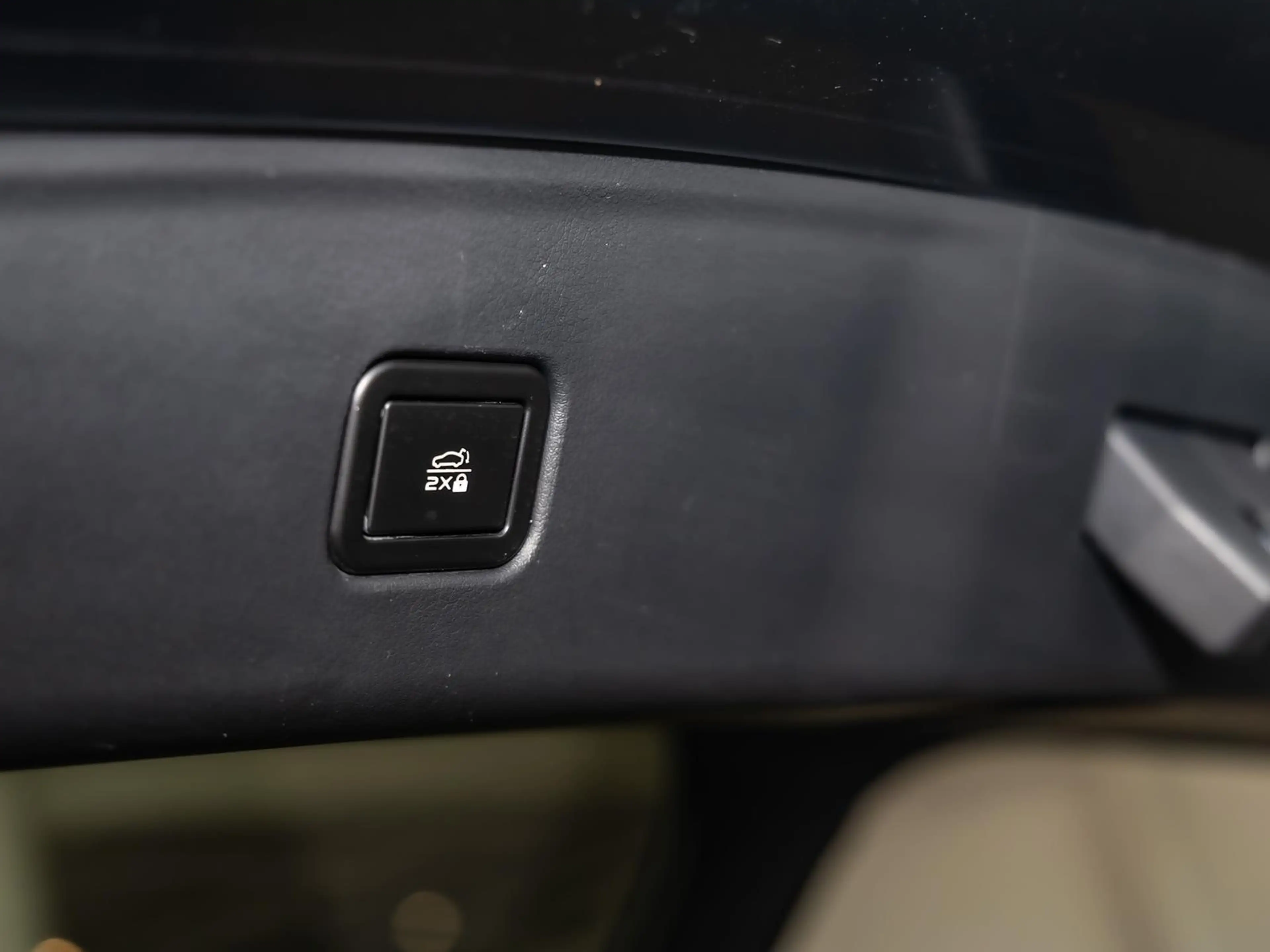 Mazda 6e EV 258PS Takumi AHK LEDER TOTWINKEL HEADUP BT — photo 12