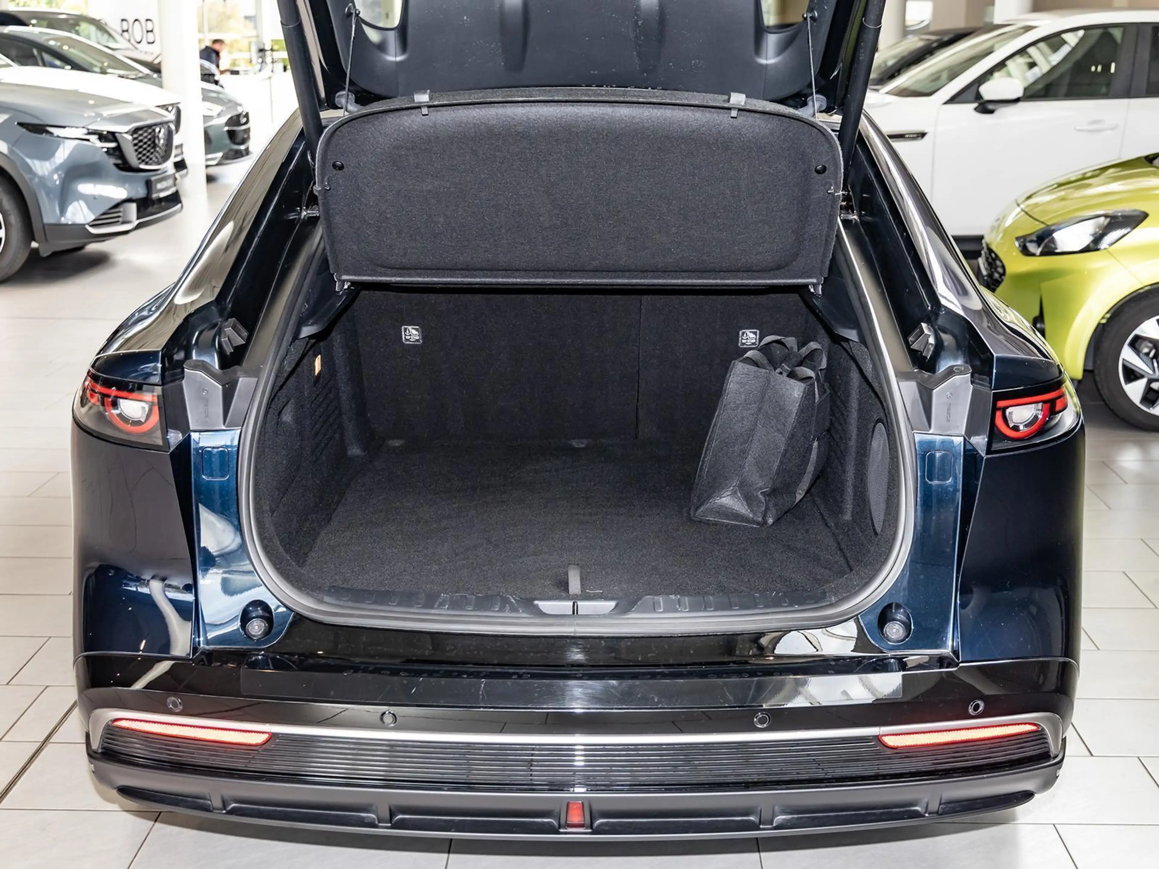 Mazda 6e EV 258PS Takumi AHK LEDER TOTWINKEL HEADUP BT — photo 11