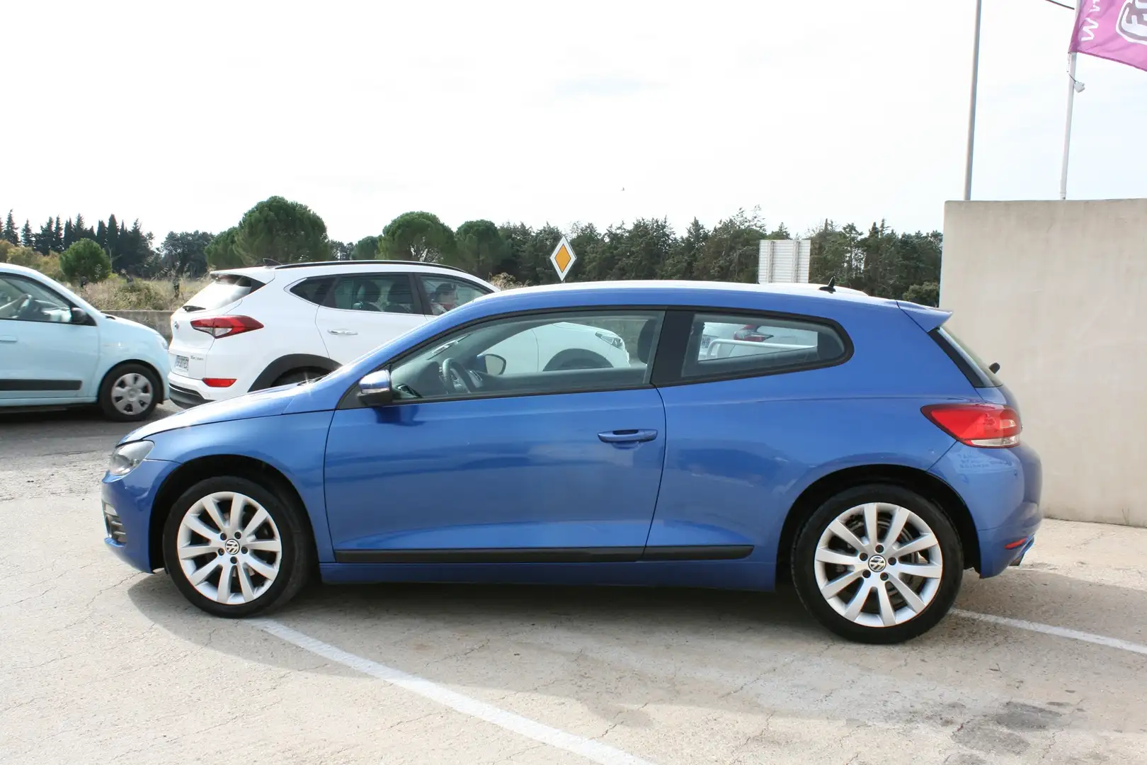 Volkswagen Scirocco 1.4 TSI 122CH Bleu - 2