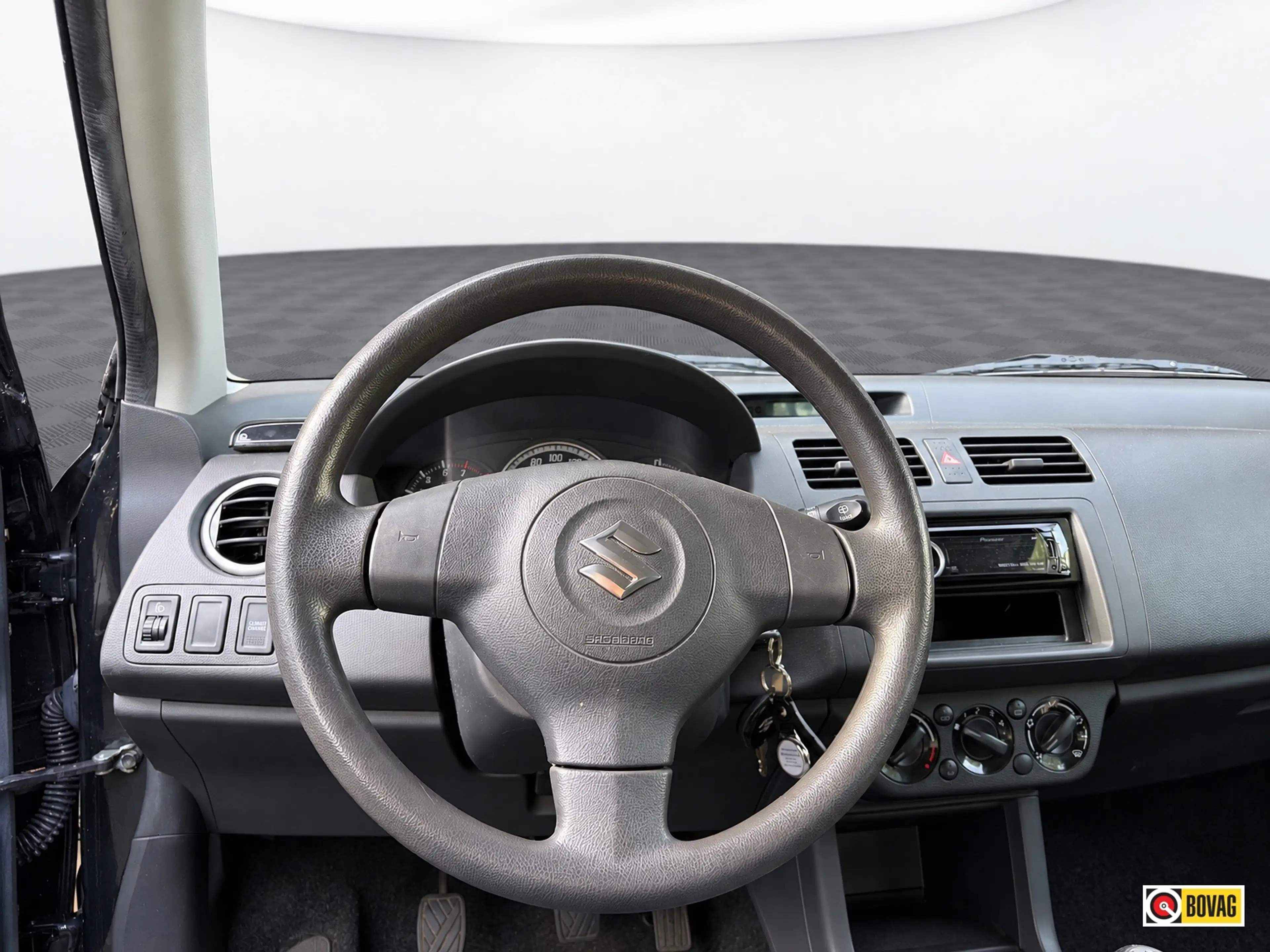 Suzuki Swift 1.3 Comfort AIRCO LICHTMETAAL — photo 14