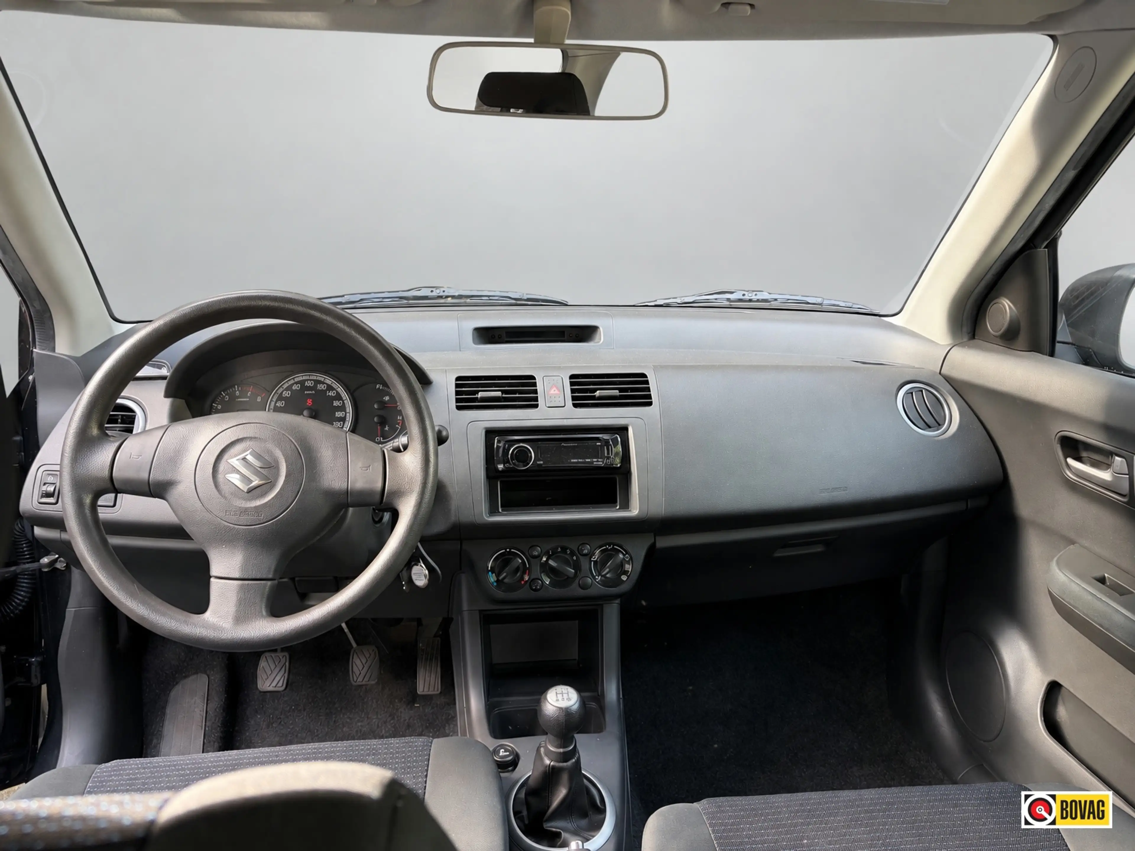 Suzuki Swift 1.3 Comfort AIRCO LICHTMETAAL — photo 13