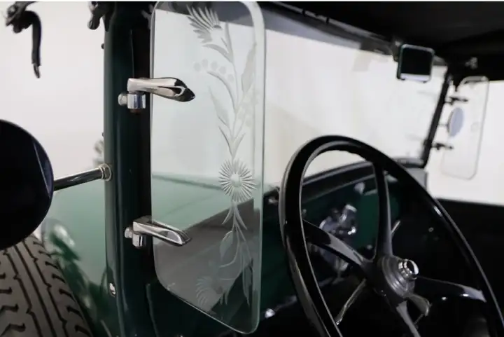 Ford, foto 4