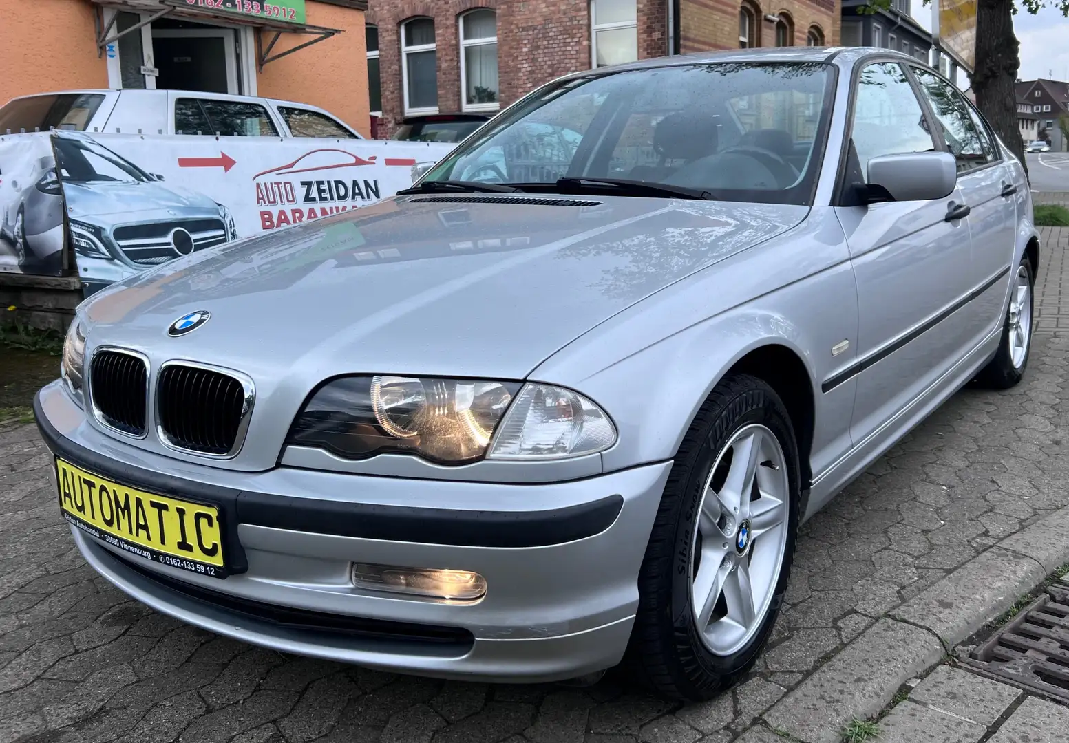 BMW 316 316i Limo./ Automatik/ TÜV/ Alu./ Klima. Šedá - 1