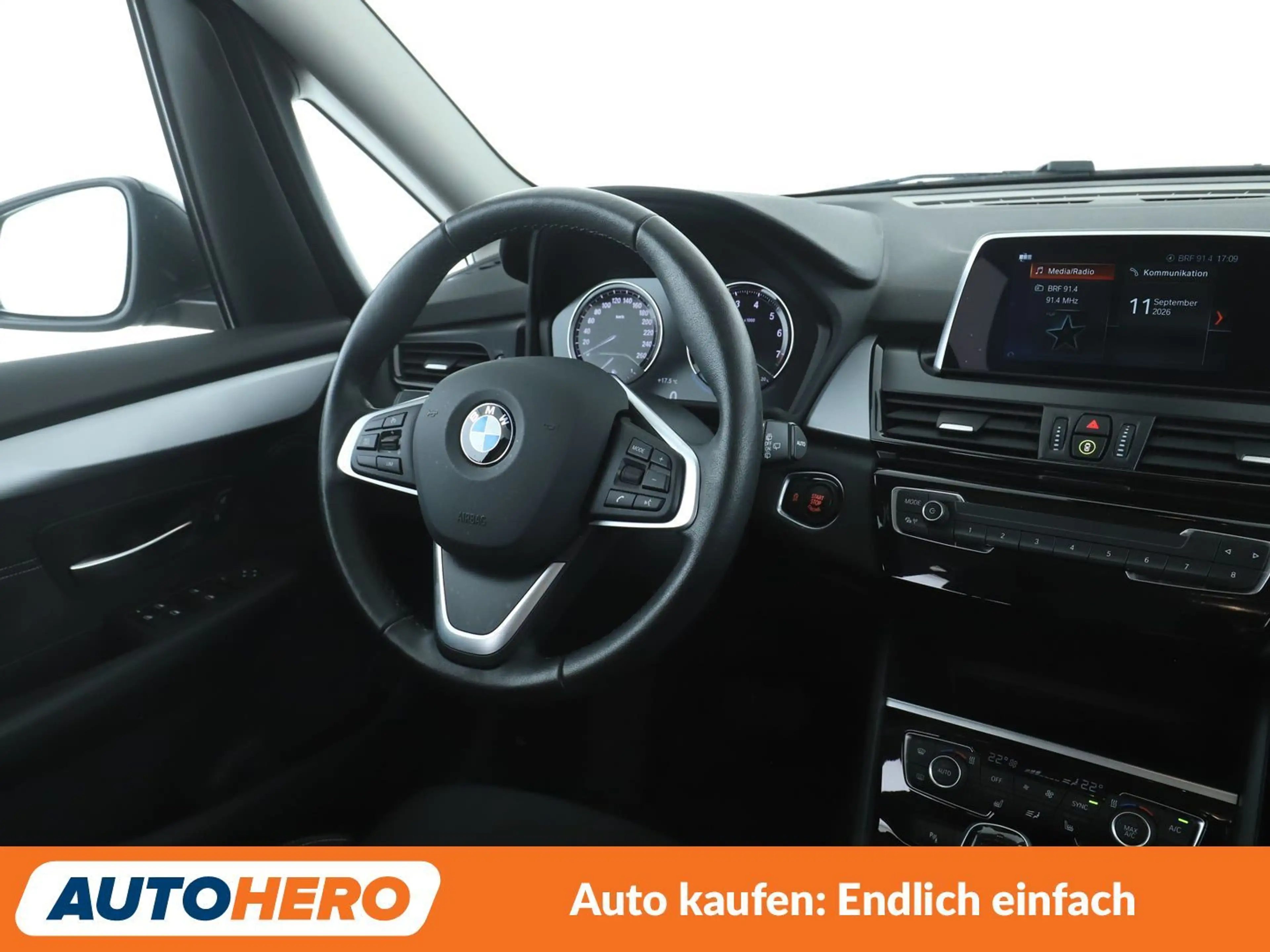 BMW 220 i Gran Tourer Advantage Aut.*NAVI*PDC*TEMPO* — photo 13