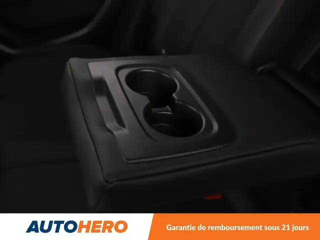 Peugeot 3008 view 16