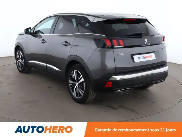 Peugeot 3008 view 4