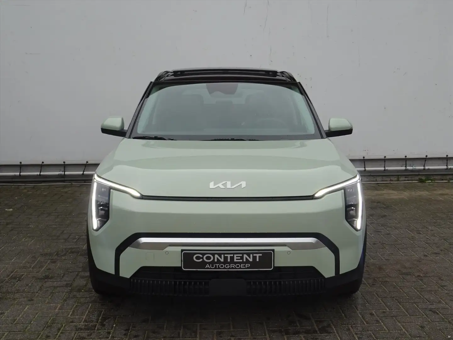 Kia EV3 58,3 kWh 204pk Plus Advanced Op Voorraad! | 563 km Groen - 2