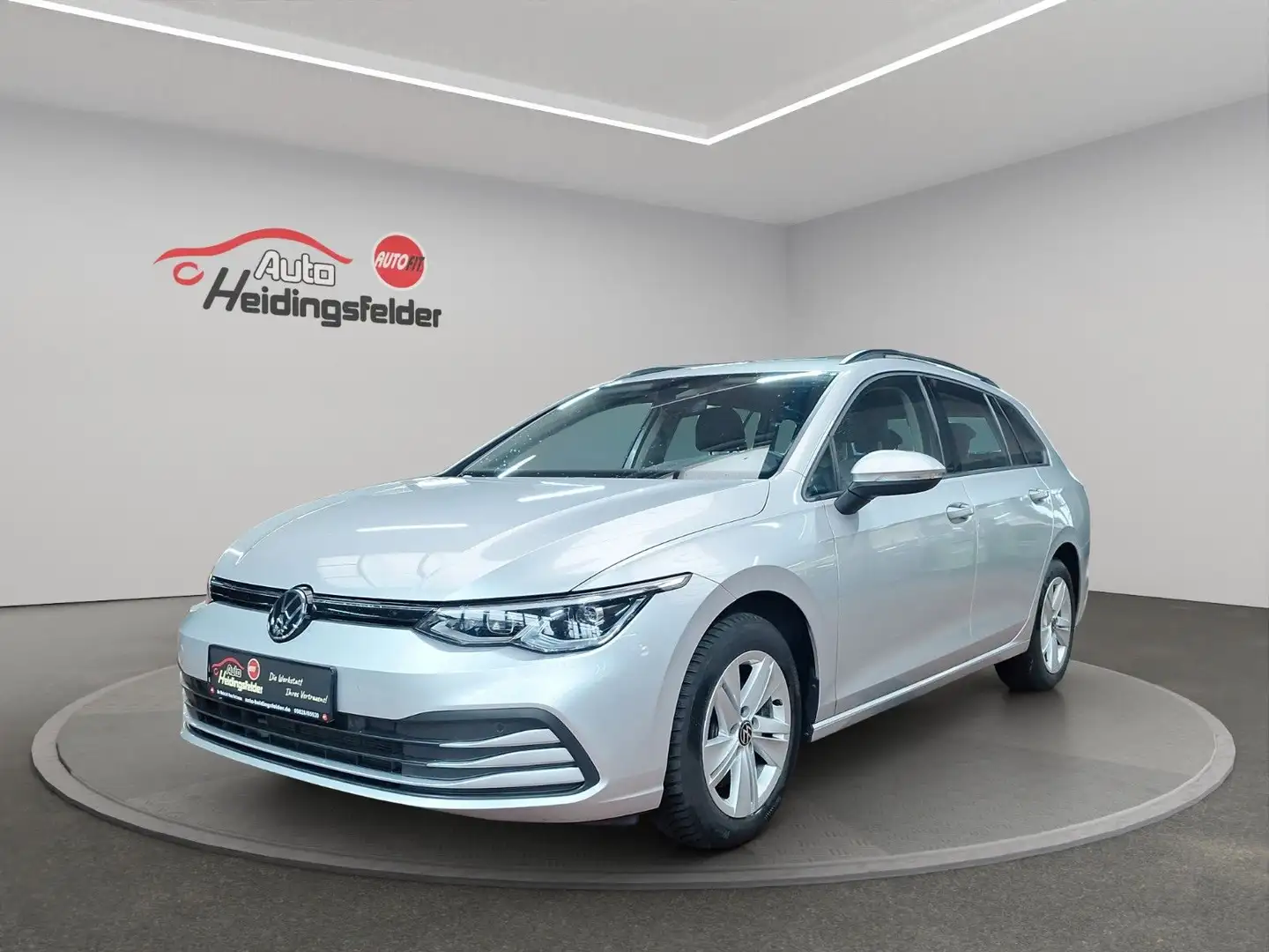 Volkswagen Golf VIII Variant LifeRFK,ACC,SHZ,APP,LED,8-fach Silber - 1