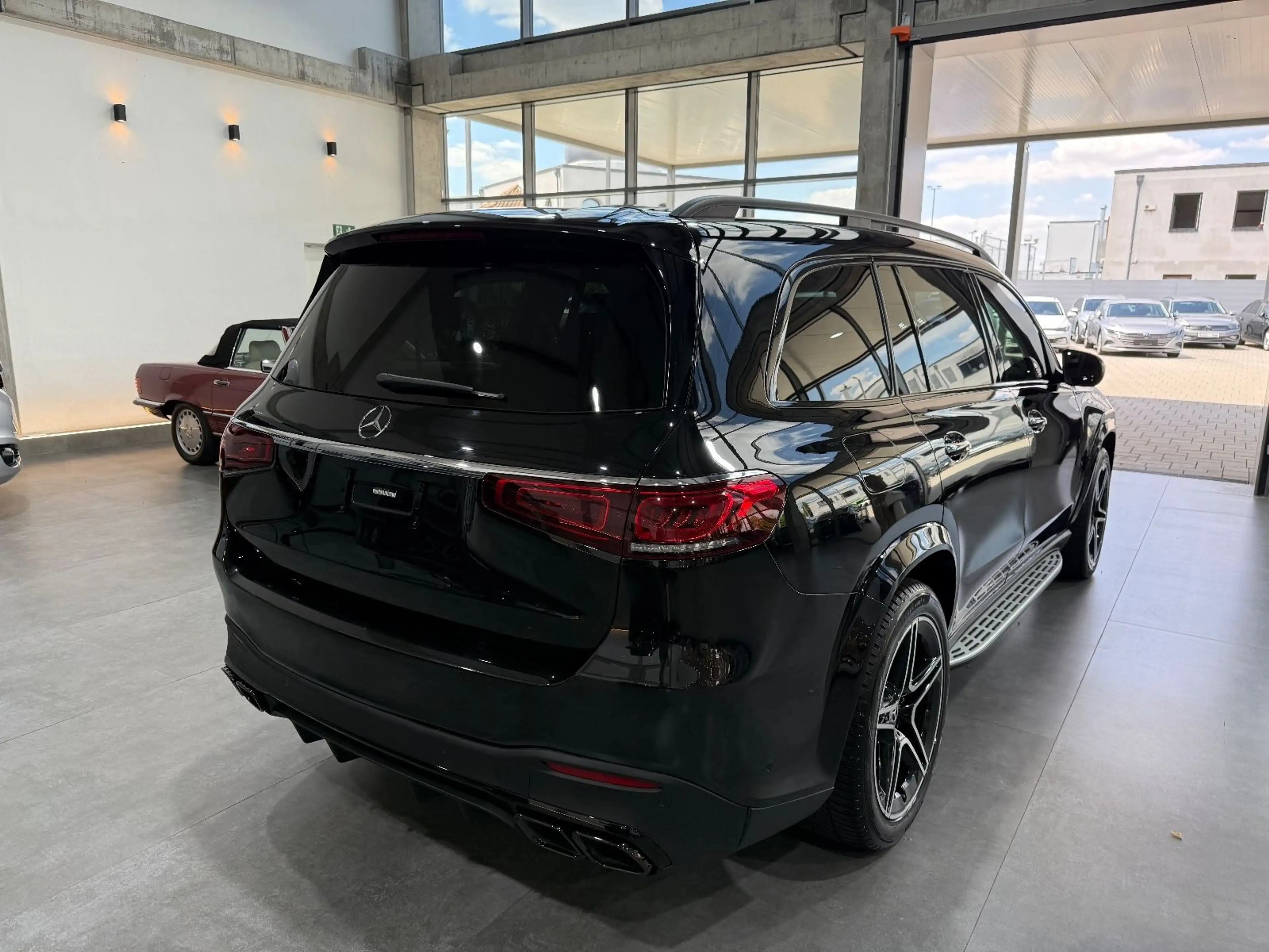 Mercedes-Benz GLS 400 d 4Matic AMG*MultiBeam*Pano*7Stz*360°* — photo 7