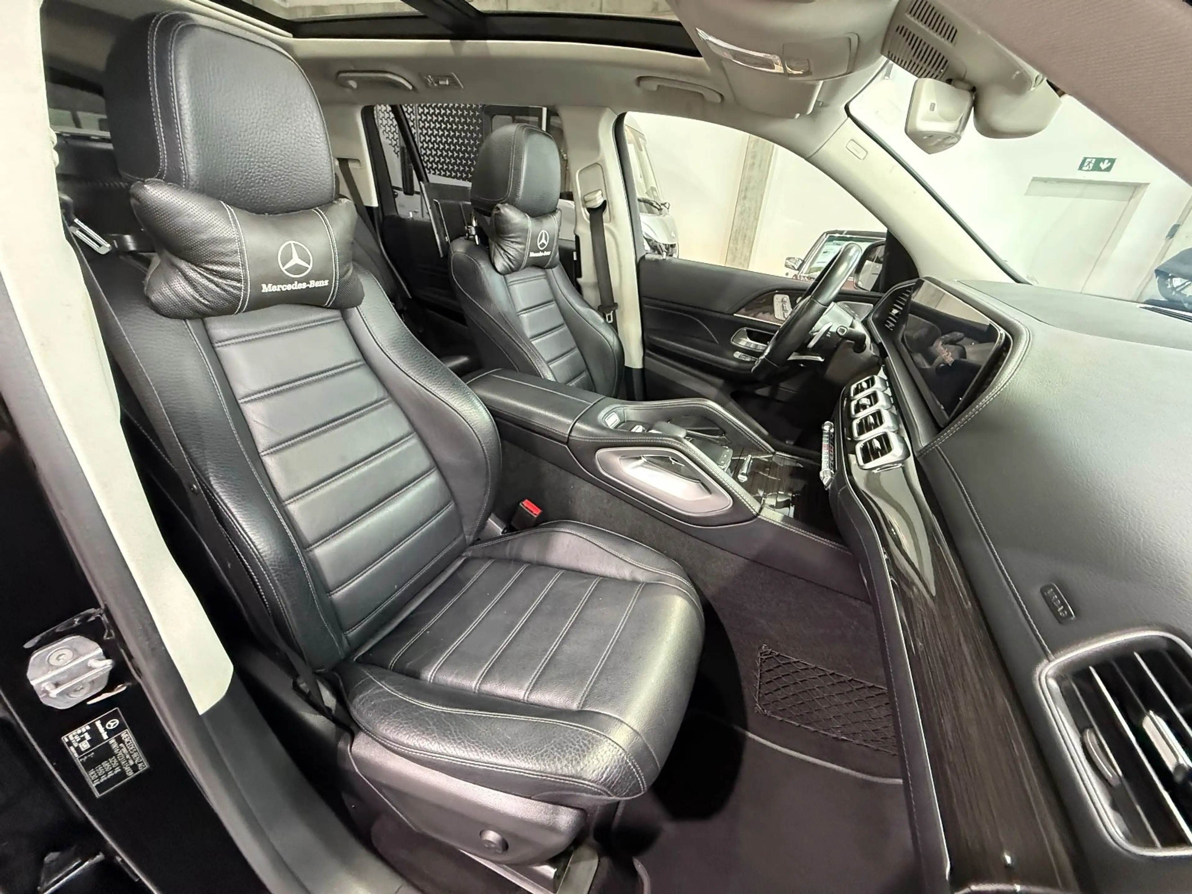 Mercedes-Benz GLS 400 d 4Matic AMG*MultiBeam*Pano*7Stz*360°* — photo 15