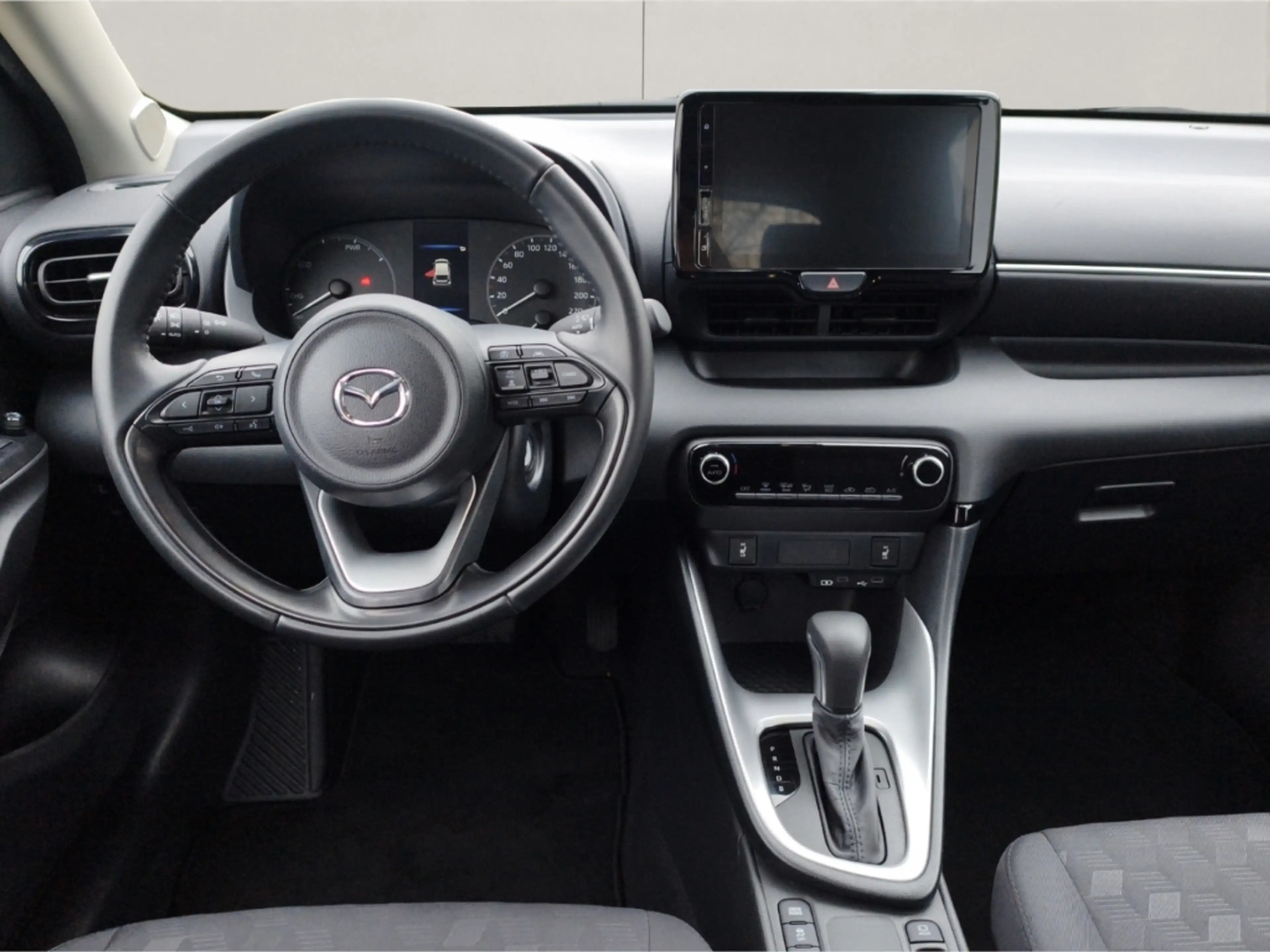 Mazda 2 Centre+ACAA+GJ-RÄDER+GARANTIE 8.2030 !! — photo 13