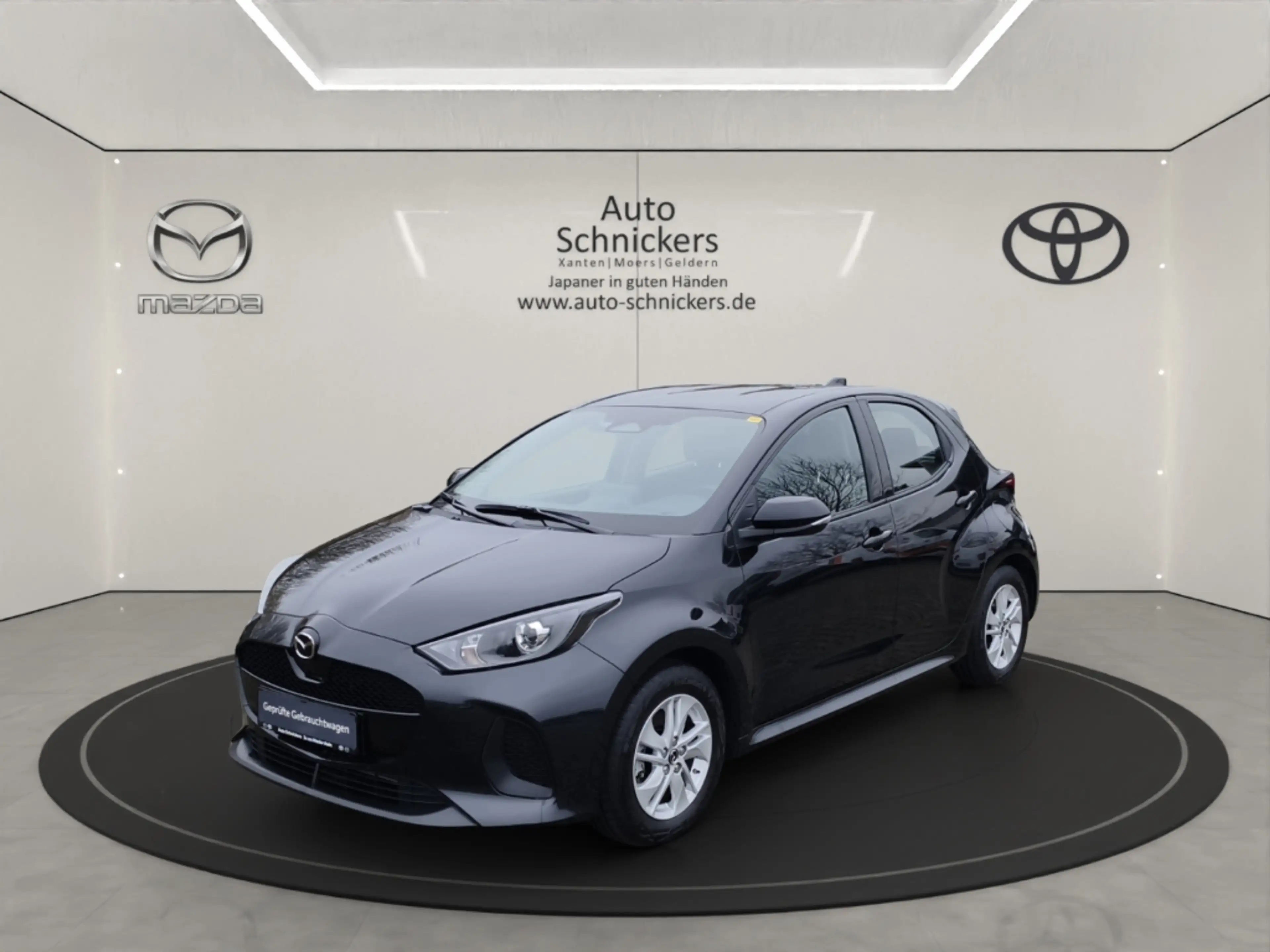 Mazda 2 Centre+ACAA+GJ-RÄDER+GARANTIE 8.2030 !!