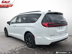 Chrysler Pacifica 2024