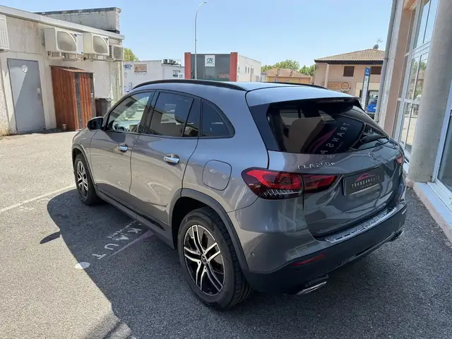 Mercedes-Benz Gla view 7