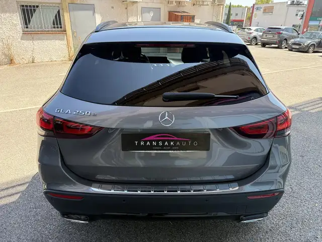 Mercedes-Benz Gla view 6