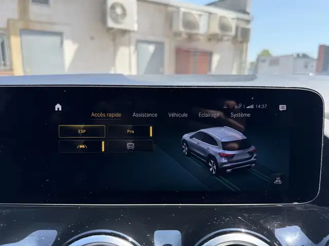 Mercedes-Benz Gla view 26