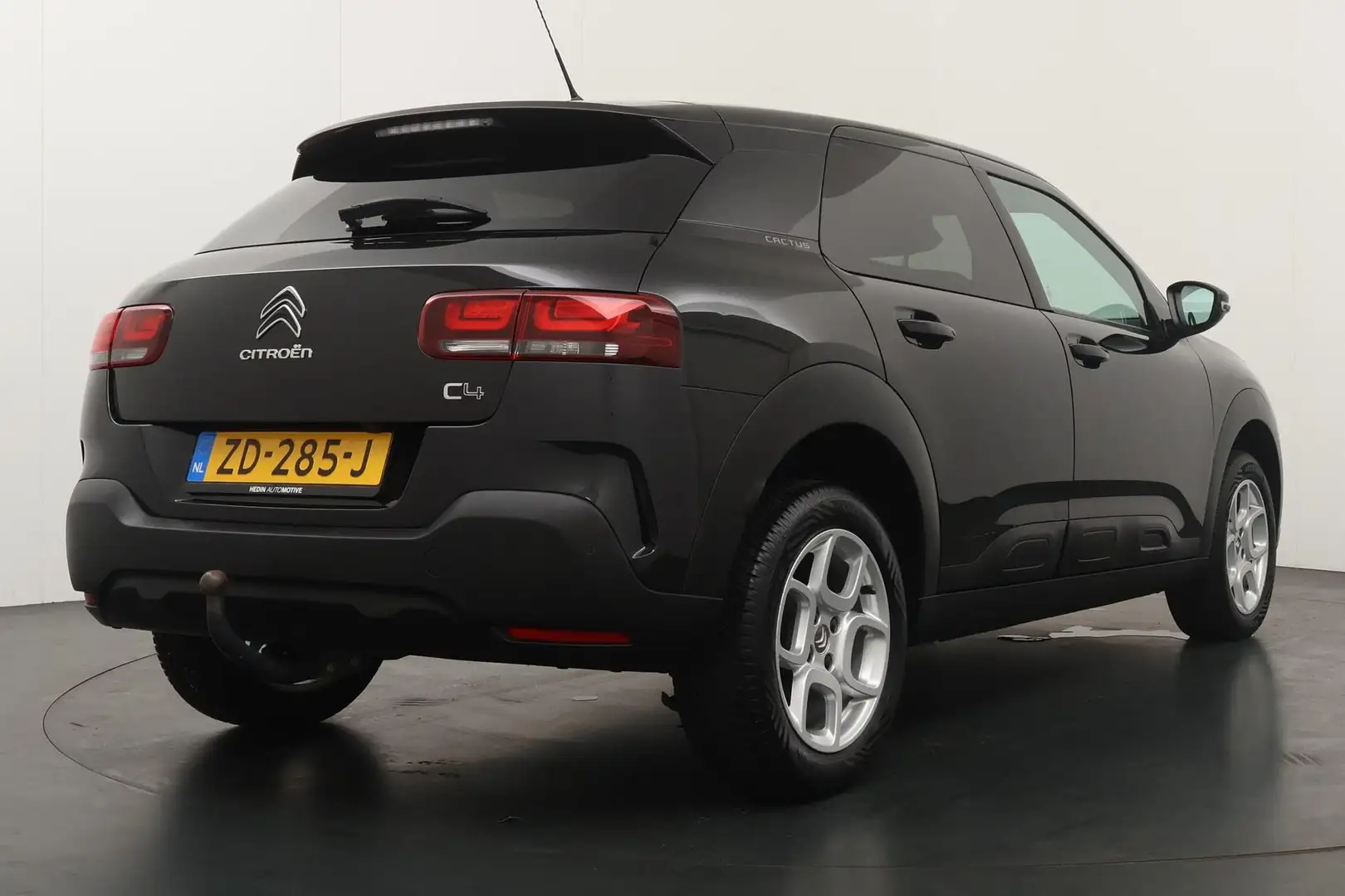 Citroen C4 Cactus 1.2 Feel | Navigatie | Camera | Cruise Control | A Zwart - 2