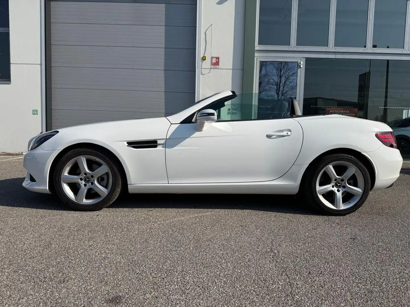 Mercedes-Benz SLC 180 Premium auto Weiß - 2