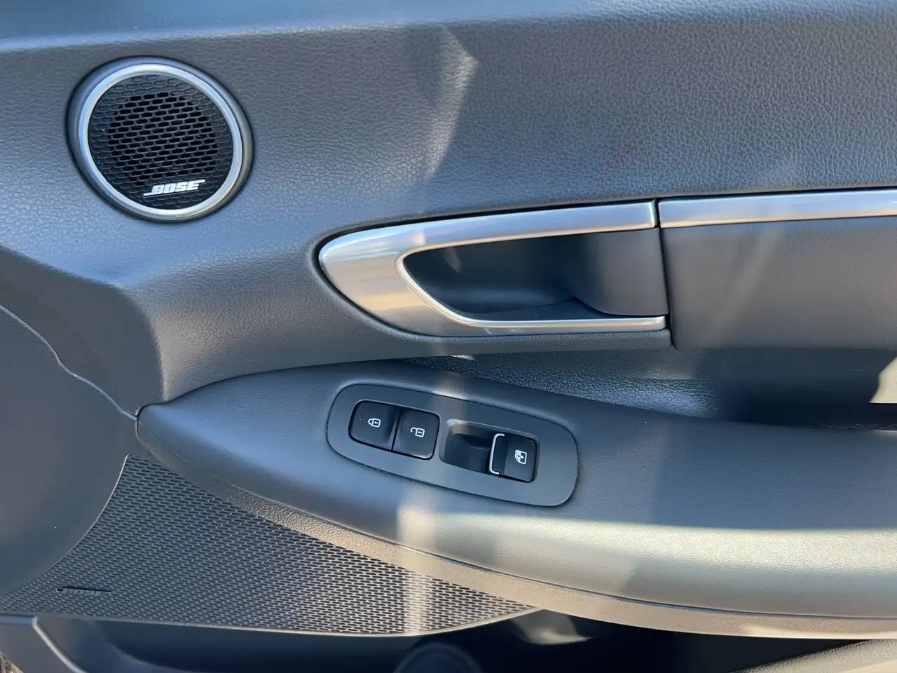 Hyundai SONATA снимка Hyundai SONATA