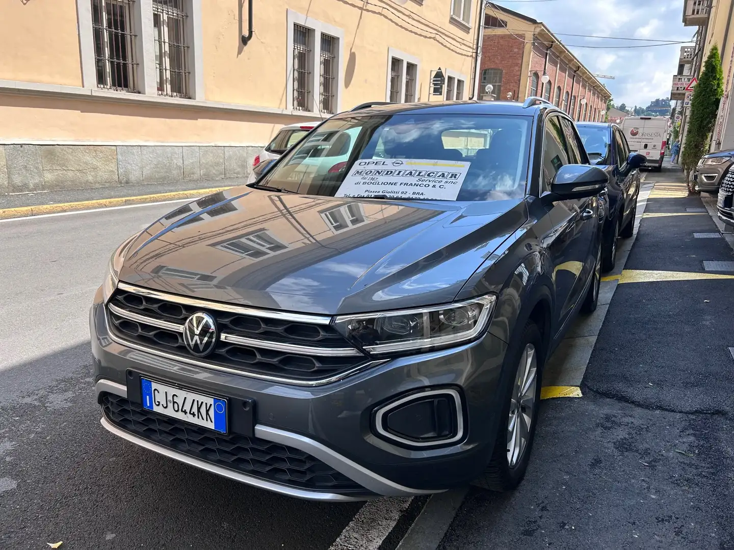 Volkswagen T-Roc T-Roc 2.0 tdi Style 115cv Gris - 2