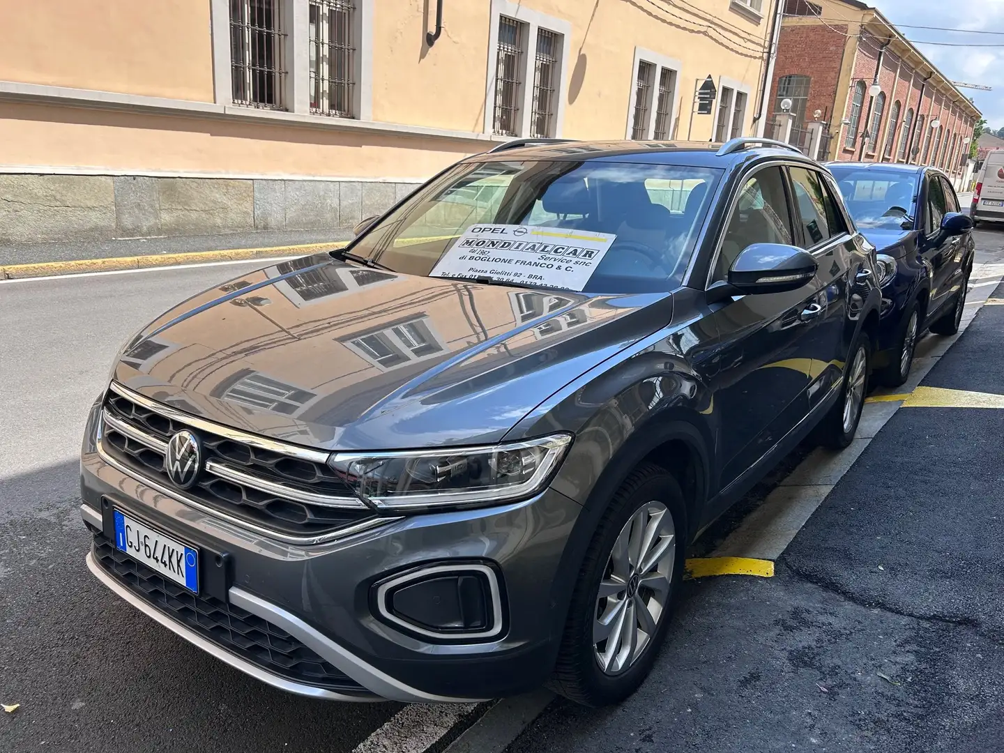 Volkswagen T-Roc T-Roc 2.0 tdi Style 115cv Gris - 1