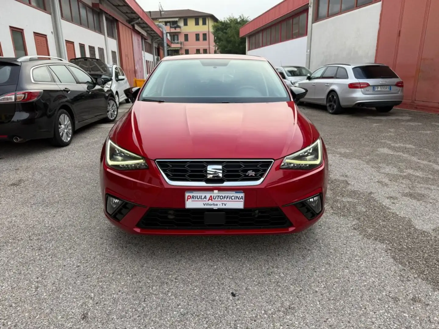 SEAT Ibiza 1.0 TGI 5 porte FR Rot - 2