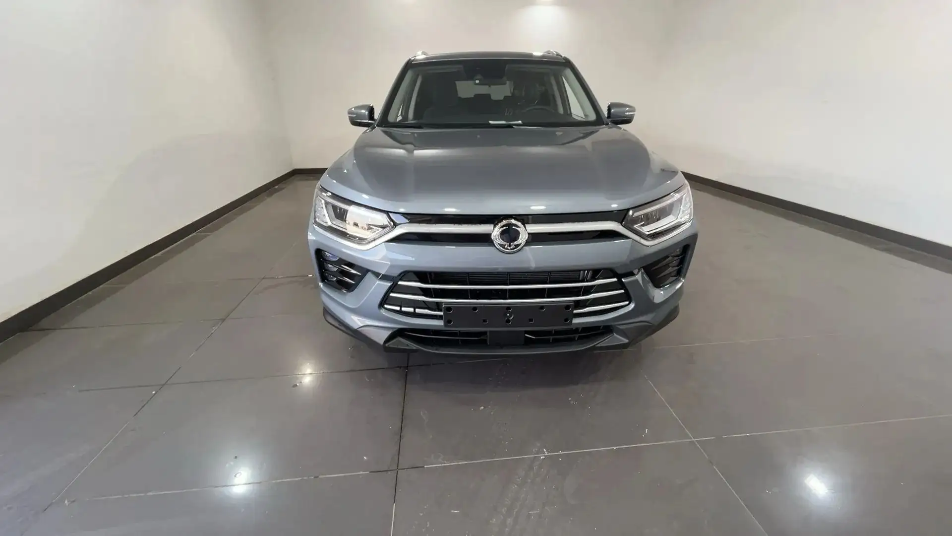KGM Korando Korando 1.5 gdi-t Dream automatic km0 Grau - 2