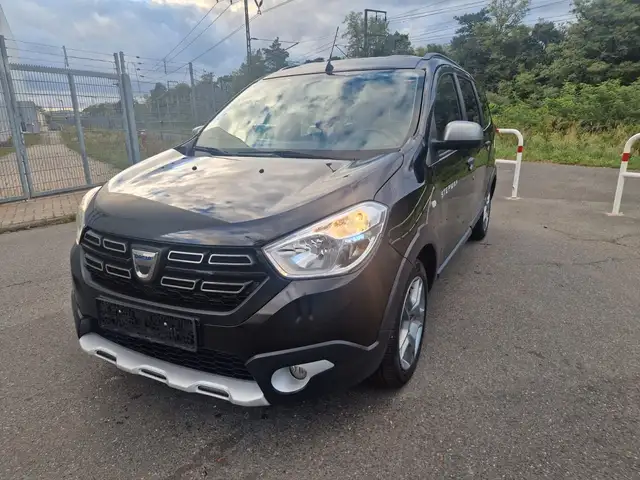 Dacia Lodgy Stepway Plus 7-Sitzer