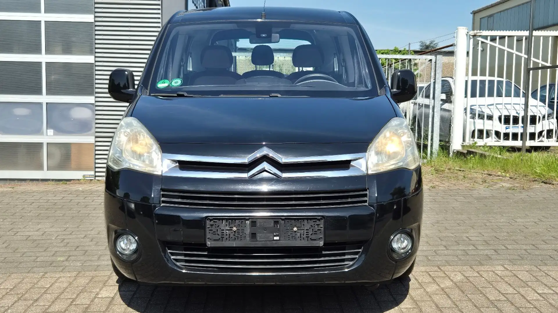 Citroen Berlingo HDi 90 FAP Multispace 1. Hand/Klima/AHK Noir - 2