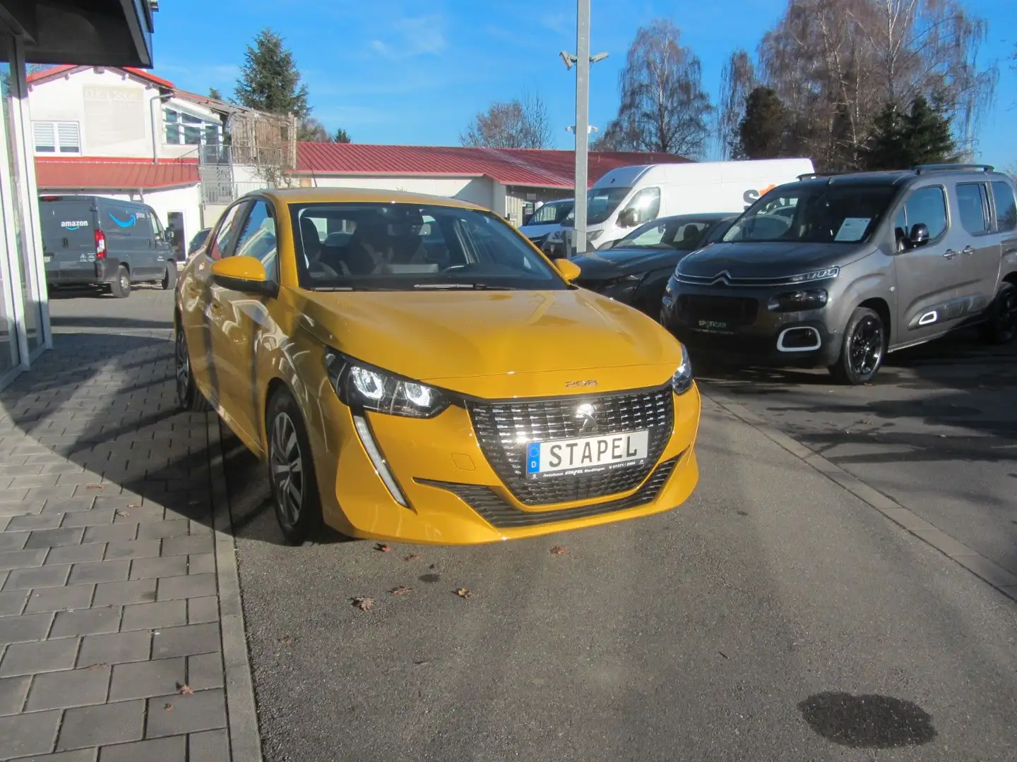 Peugeot 208 PureTech 75 Active Gelb - 2