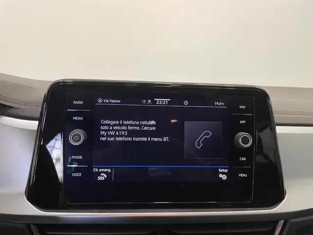 Volkswagen T-Roc view 12