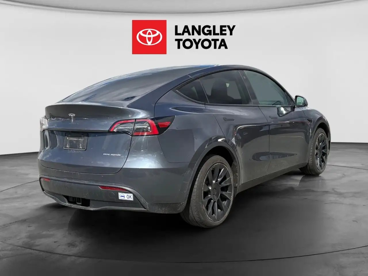 Tesla Model Y снимка Tesla Model Y