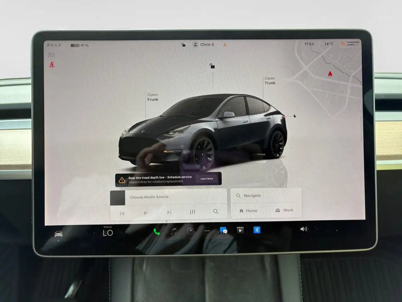 Tesla Model Y снимка Tesla Model Y