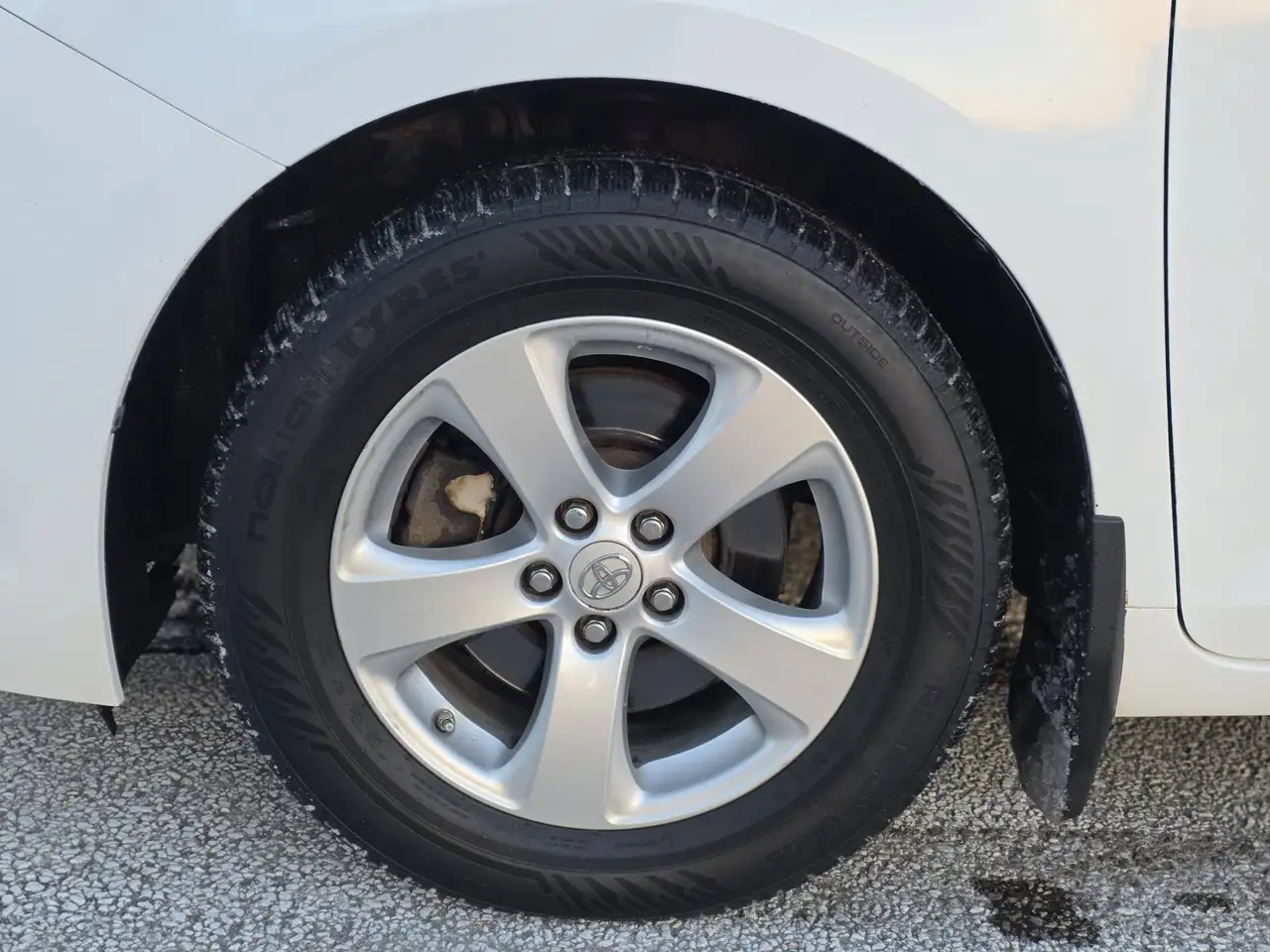 Toyota Sienna снимка Toyota Sienna