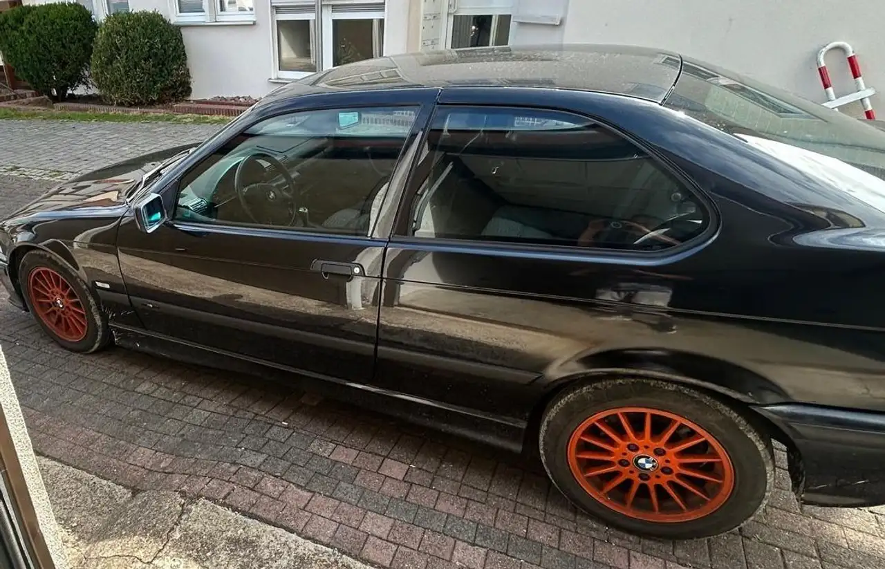 BMW 316i compact Comfort Edition, foto 2