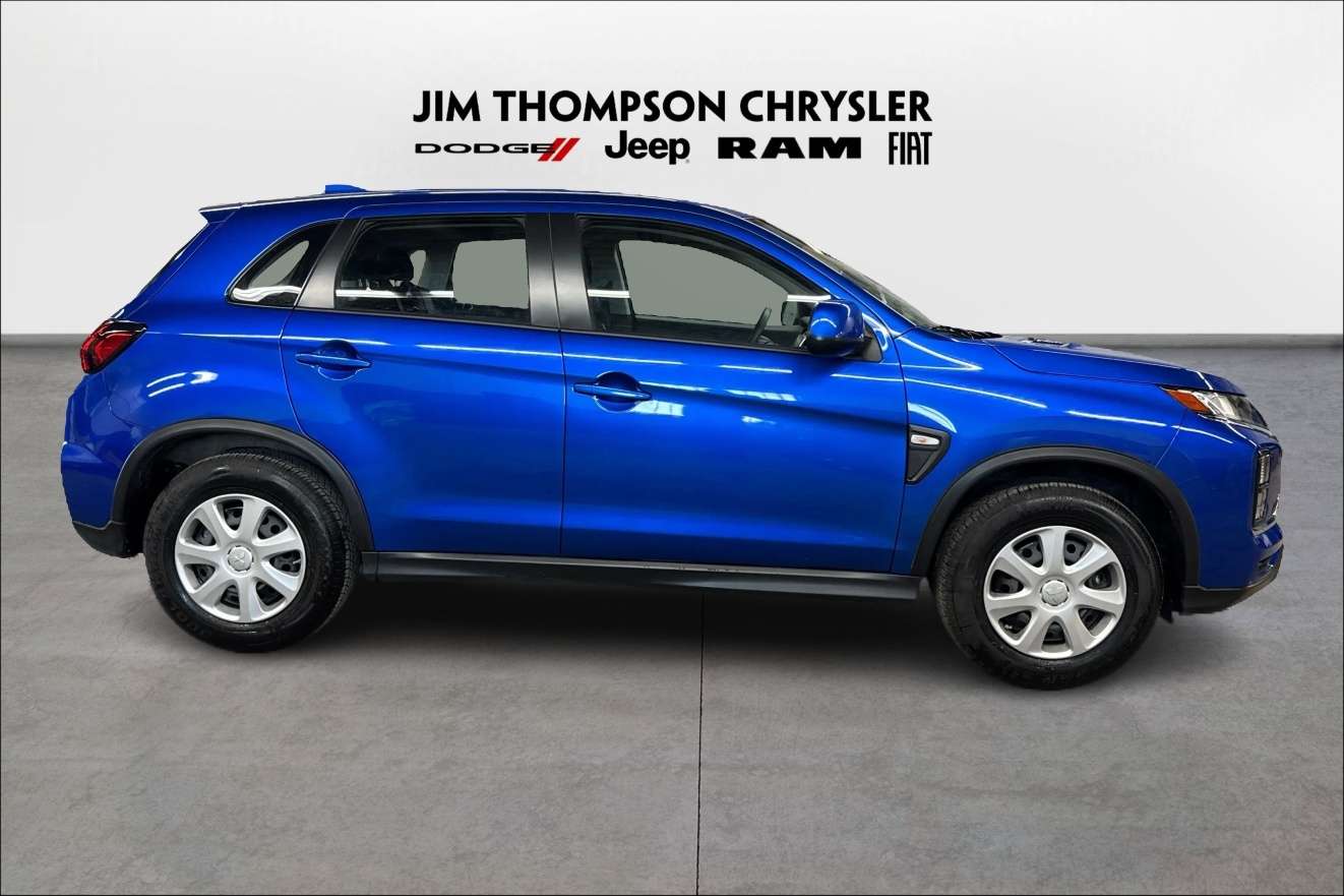 2026 Mitsubishi RVR ES  | CarPlay BackUp Cam 8 Screen Heated Seats — снимка 4