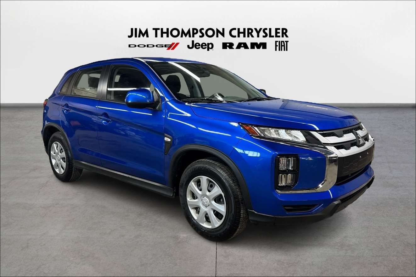 2026 Mitsubishi RVR ES  | CarPlay BackUp Cam 8 Screen Heated Seats