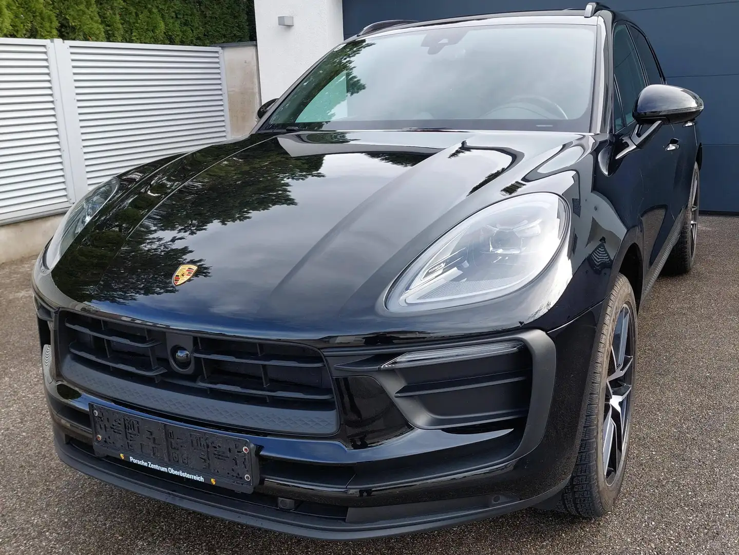 Porsche Macan Macan Leder, Pano-Dach, LED, Kamera, AKH, Garantie Schwarz - 1