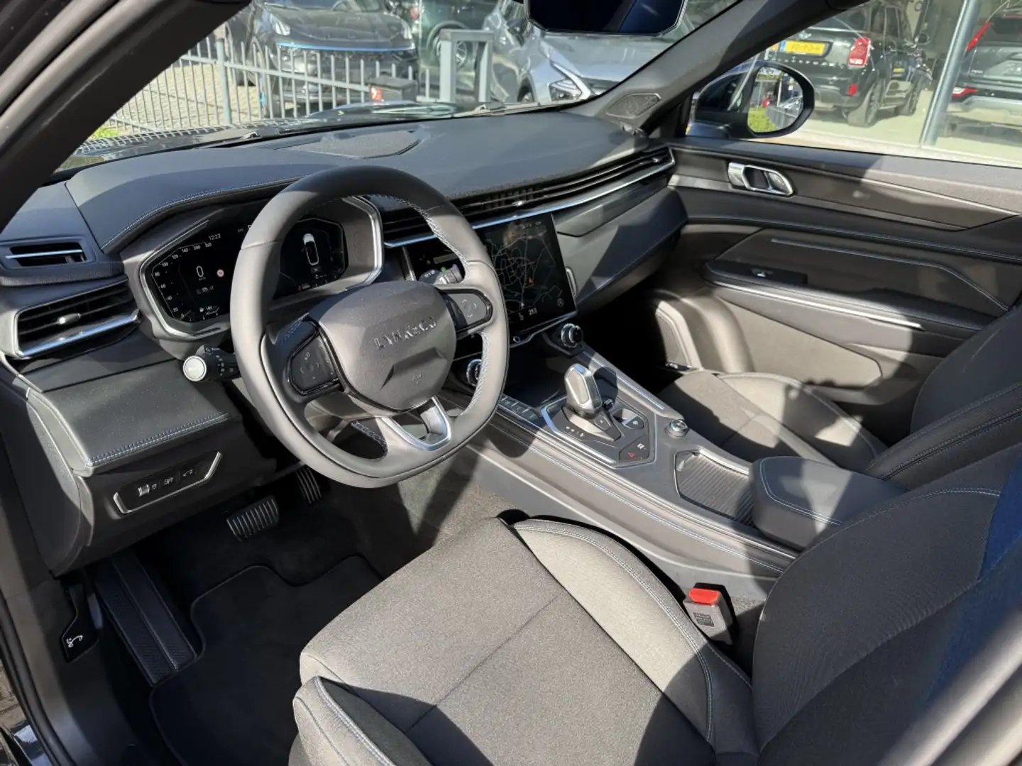 Lynk & Co 01 1.5 PHEV 261PK | 11.000KM | Navi | Pano | 360 | St Zwart - 2